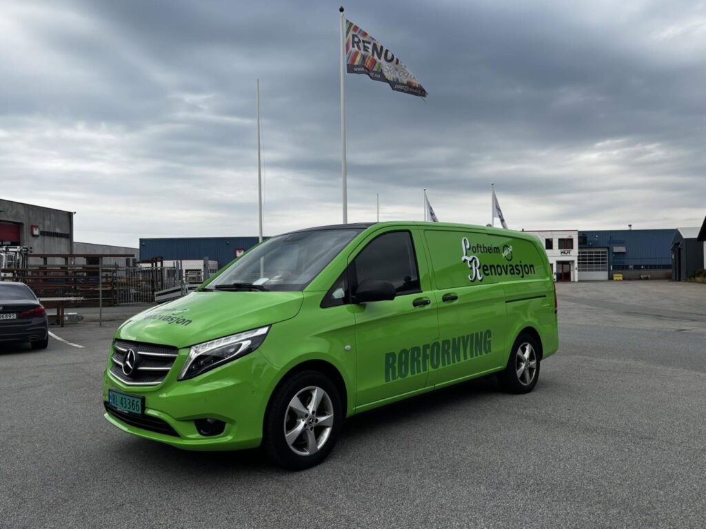 Firmalogo eller helfoliering – hva passer firmabilen?